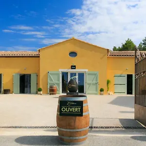 Bed & Breakfast Domaine De L'olibaou, Venelles