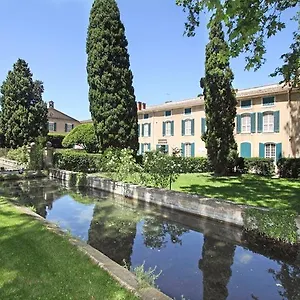 Hotel Chateau De Servanes, Mouries